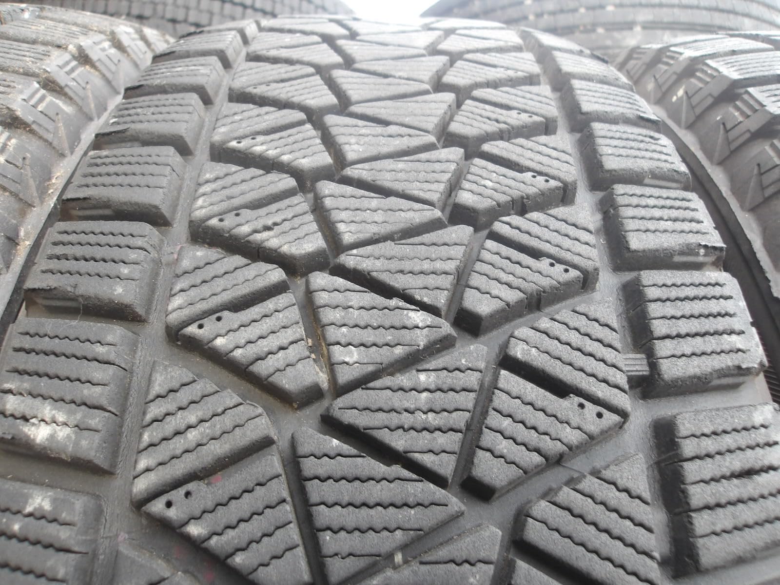 Amazon.co.jp: N912-2 225/65R17 冬4本セット スタッドレス 102Q 225